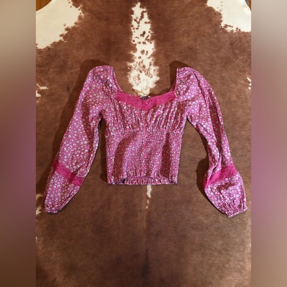 American Eagle crop top 
size XXS
100% cotton - Picture 1 of 3